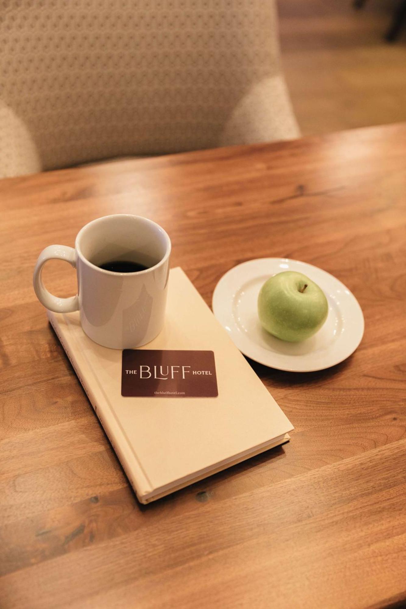 The Bluff Hotel Savannah, Tapestry Collection By Hilton Dış mekan fotoğraf
